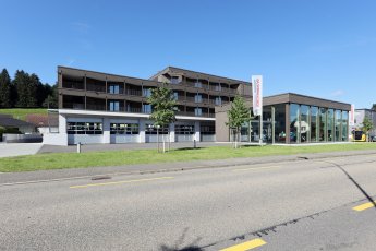 Neubau Wohn- und Gewerbebau Holziken